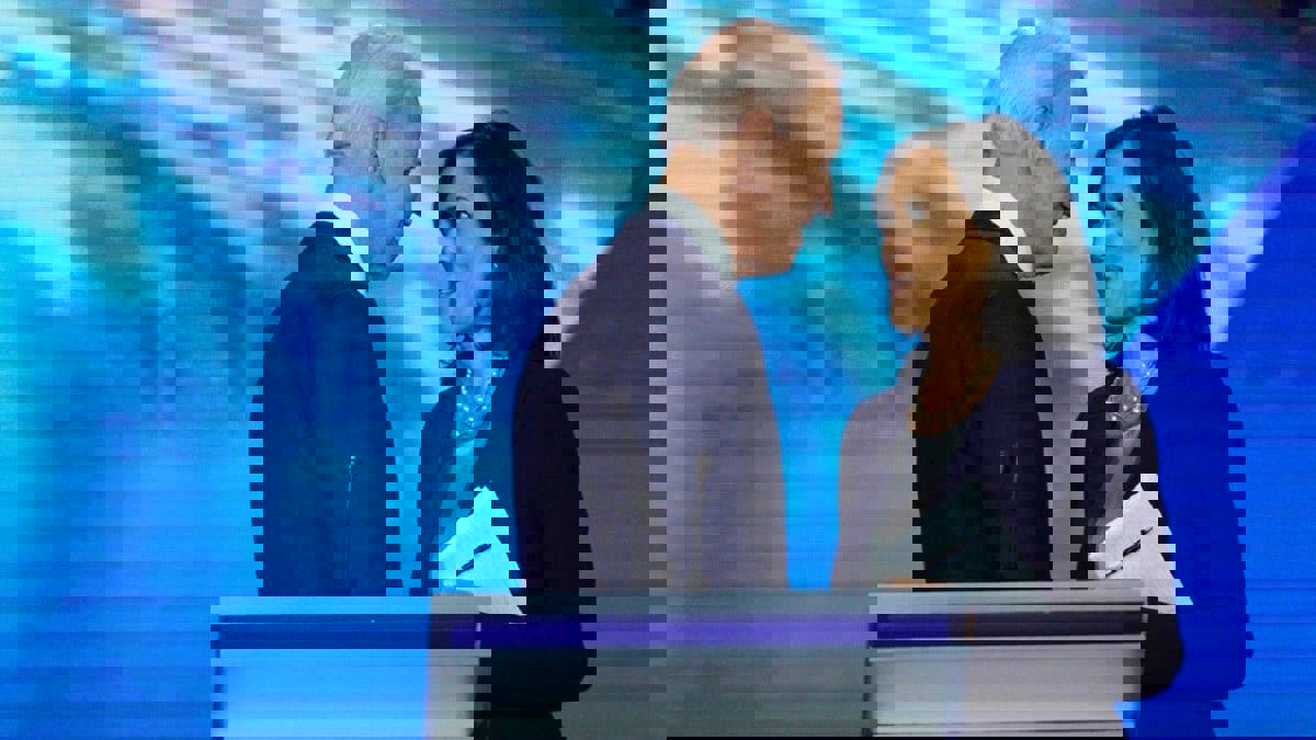 جو بايدن يختار كامالا هاريس نائبة له في السباق الرئاسي