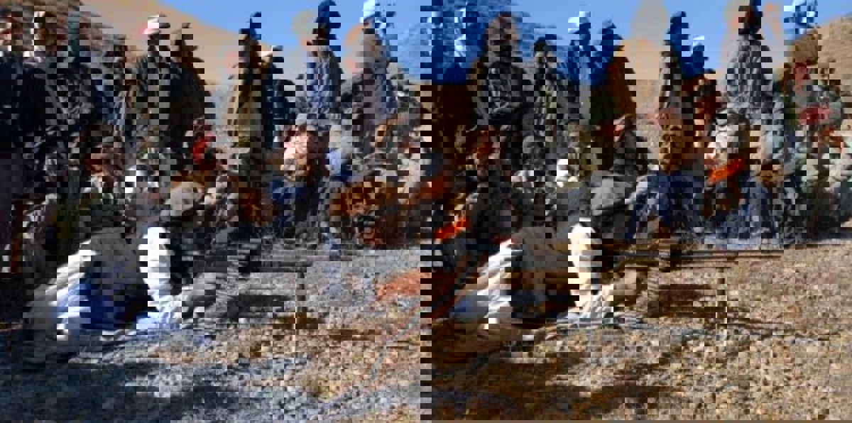 أفغانستان توقّع اتفاق سلام مع جماعة متمردة بارزة