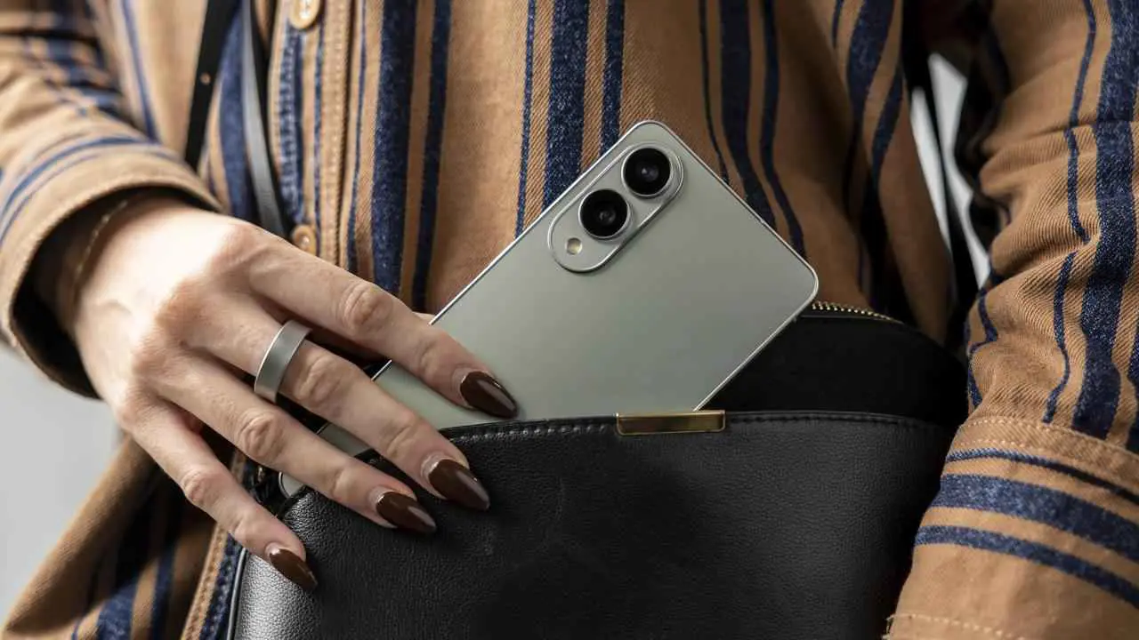 لمكافحة سرقة الهواتف.. سامسونغ تطلب تفعيل أحدث ميزاتها