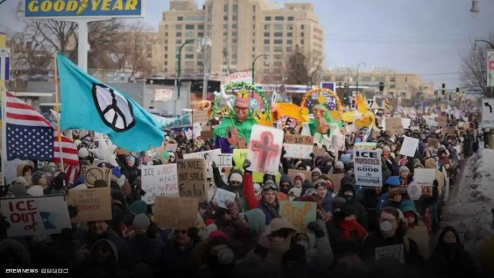 من فندق إلى آخر ..أمريكيون يطاردون ضباط الهجرة (فيديو إرم)