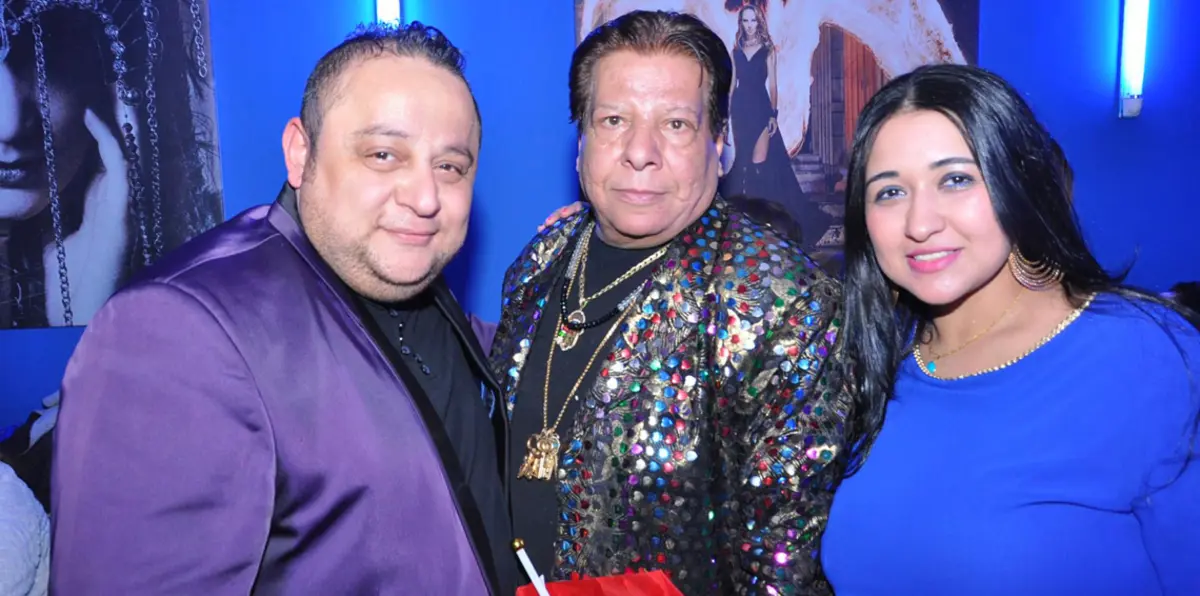 بعد انتشار شائعة وفاته.. شعبان عبدالرحيم يكشف حقيقة وضعه الصحي (فيديو)‎