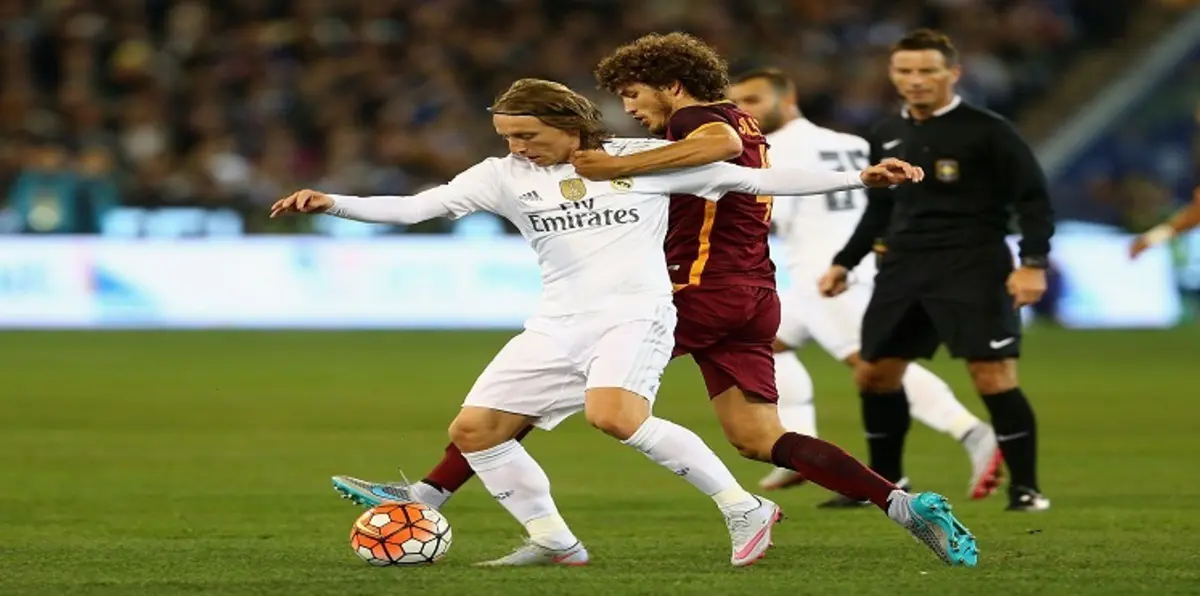 إنفوغرافيك.. مباريات مثيرة اليوم بالقنوات الناقلة والمواعيد والمعلقين