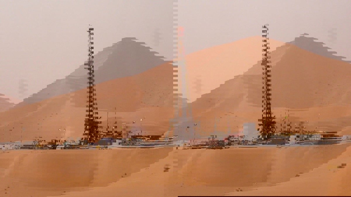 إيني تعلن اكتشافا نفطيا جديدا في صحراء مصر الغربية