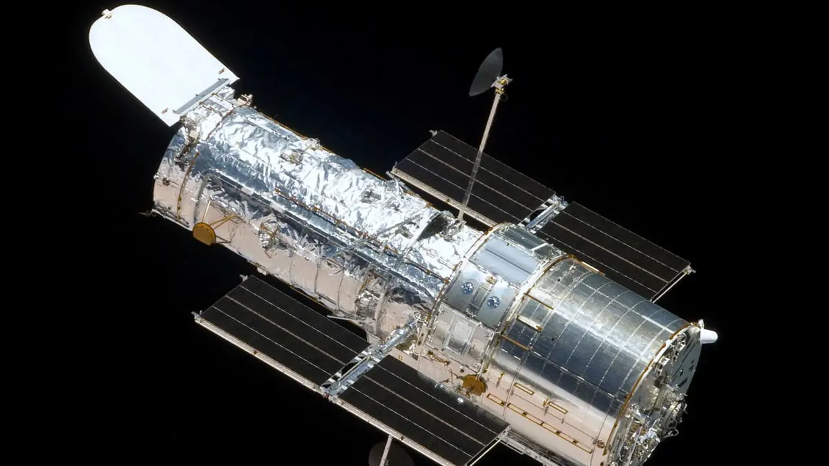 خلل يعطل "الكمبيوتر الاحتياطي" لتلسكوب "هابل"