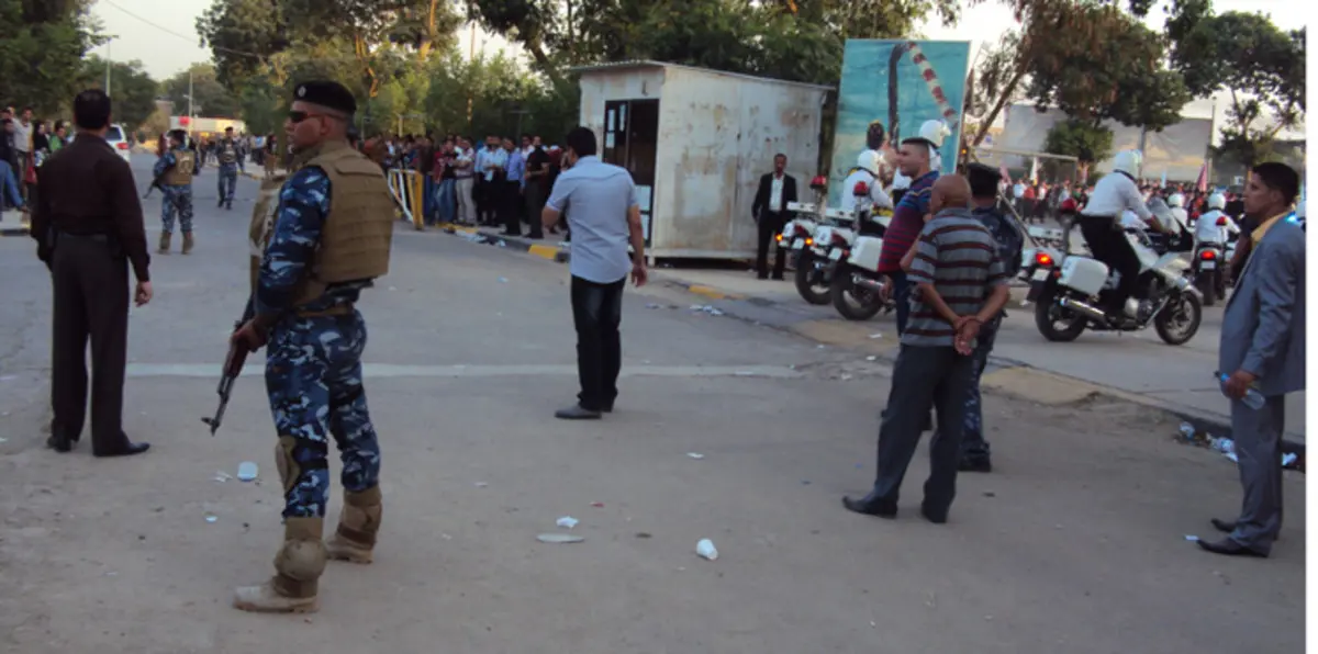 15 قتيلًا وجريحًا بتفجير انتحاري في بغداد