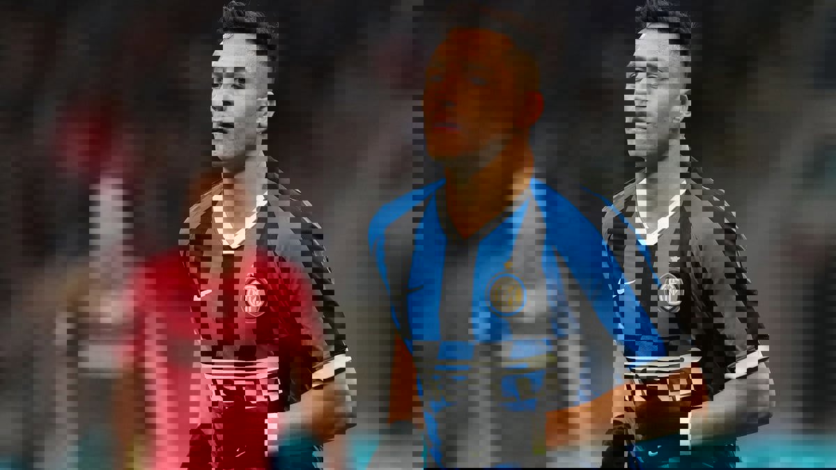 صفقة ثلاثية تعيد أليكسيس سانشيز إلى برشلونة بعد 7 سنوات