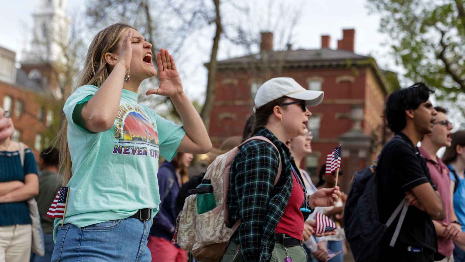 ترامب وهارفارد.. مَن ينتصر في معركة "كسر العظم"؟