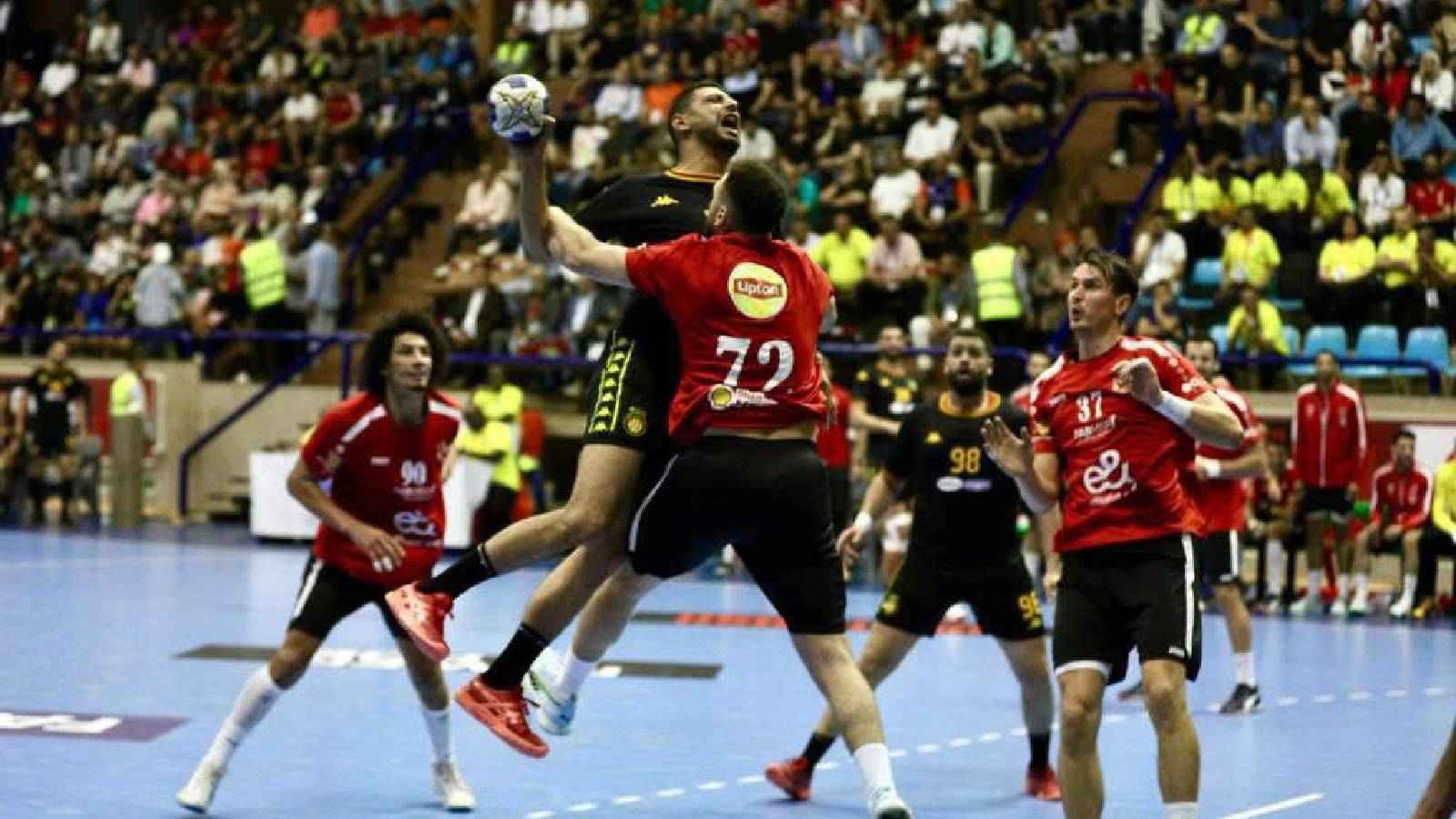 الأهلي بطلاً للسوبر الإفريقي لكرة اليد على حساب الترجي التونسي (فيديو)