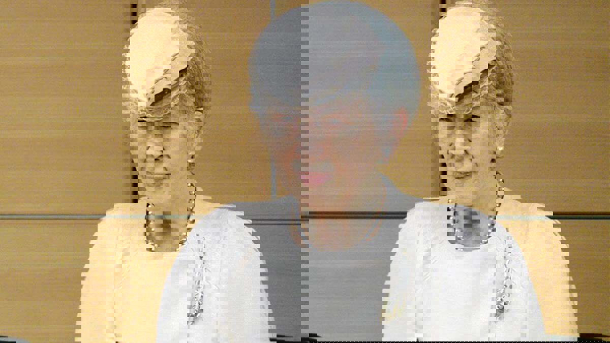 إمبراطورة اليابان مصابة بسرطان الثدي في مرحلة مبكرة