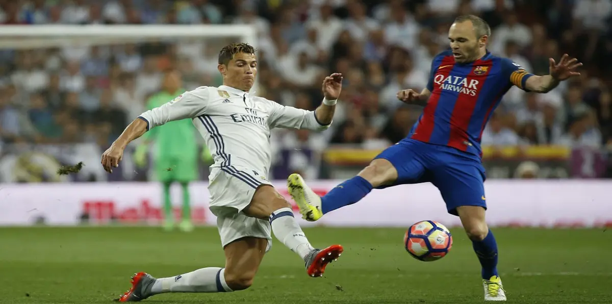 نادي برشلونة يسعى لاستعادة السيطرة على الكلاسيكو بملعب كامب نو