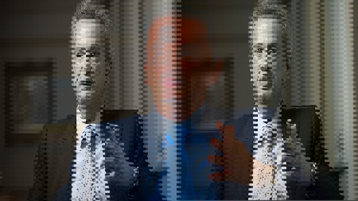 حاكم مصرف لبنان يستبعد "المس" باحتياطي الذهب‎