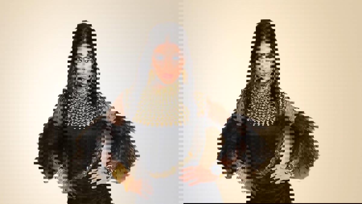 الفنانة البحرينية شيلاء سبت تتلقى هدية باهظة في عيد ميلادها