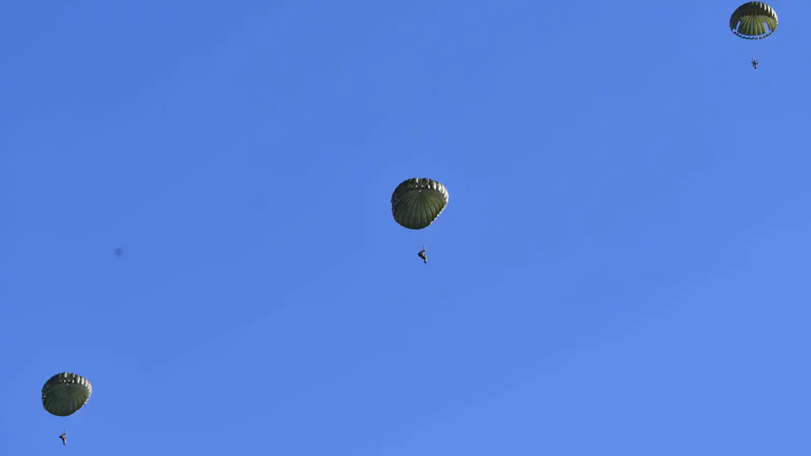 بين حفظ السلام والتصعيد.. هل تقترب القوات الأوروبية من "سماء أوكرانيا"؟