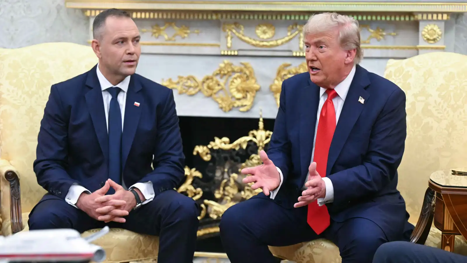 ترامب يبدي استعداده لإرسال قوات أمريكية إضافية إلى بولندا