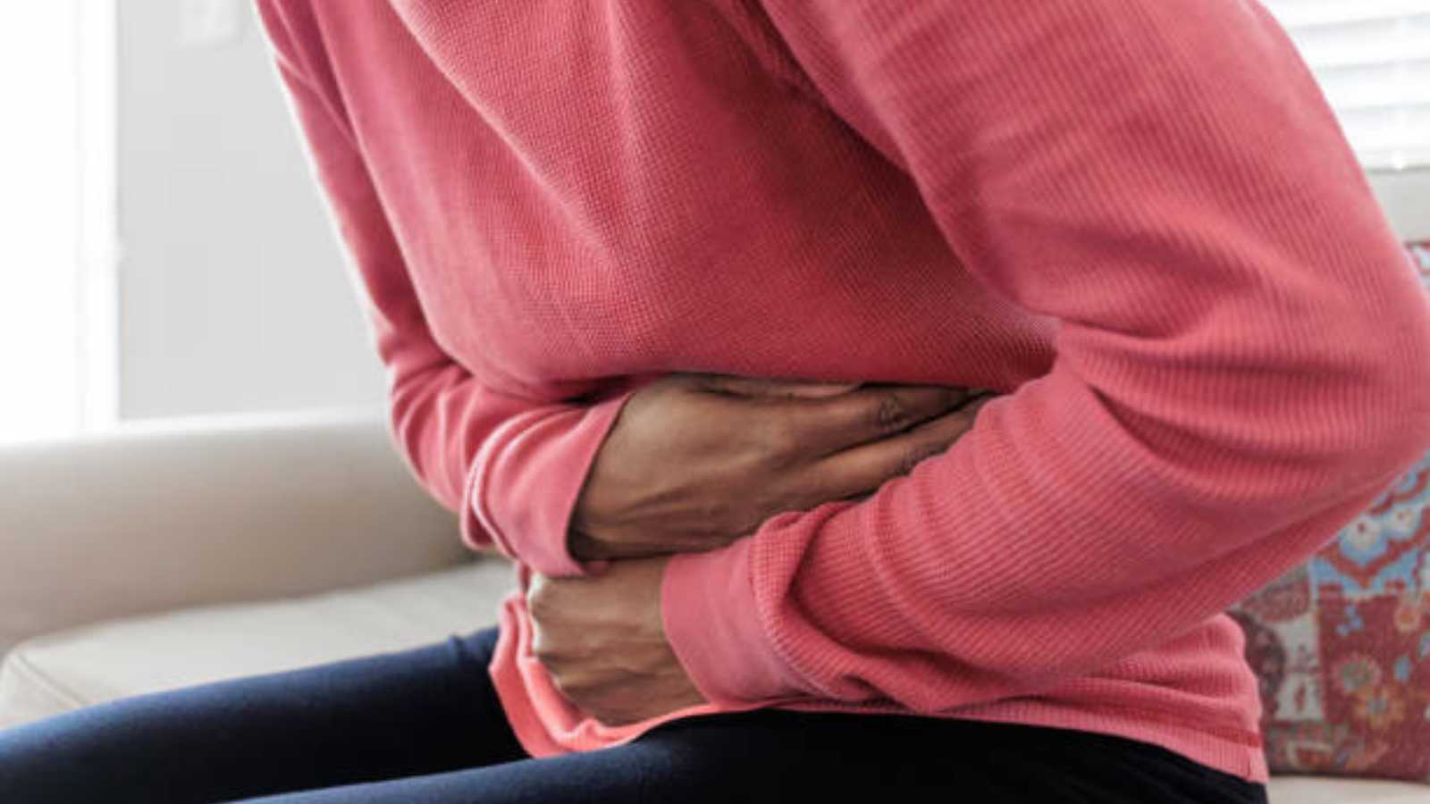 كارثة جديدة في مصر.. تسمم غذائي يصيب أفراد أسرة كاملة