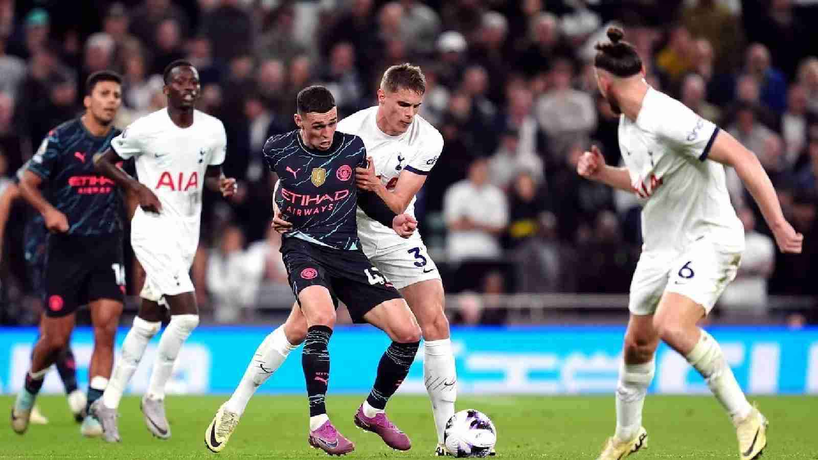 توتنهام يتحدى مانشستر سيتي.. مواعيد مباريات اليوم والقنوات الناقلة