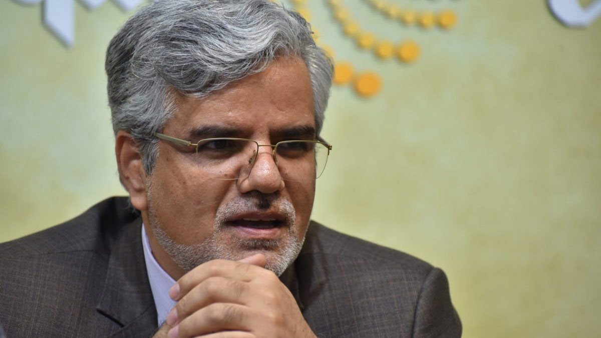 المحكمة الثورية بطهران تستدعي نائبًا بارزًا بعدما تحدث عن الفساد في إيران