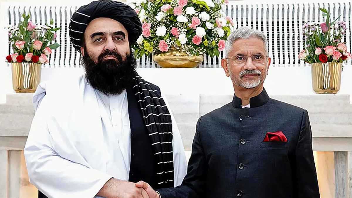 "تقارب الضرورة".. كيف تعيد الهند بناء علاقاتها مع طالبان؟