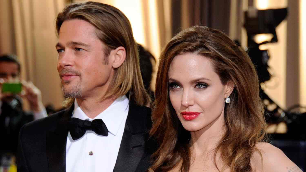 جينيفر أنيستون تدعم براد بيت في قضية طلاقه من أنجلينا جولي