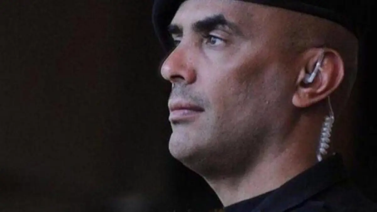 مشعل ممدوح آل علي والد قاتل اللواء عبدالعزيز الفغم حارس العاهل السعودي ينعي ابنه أخيرًا‎‎