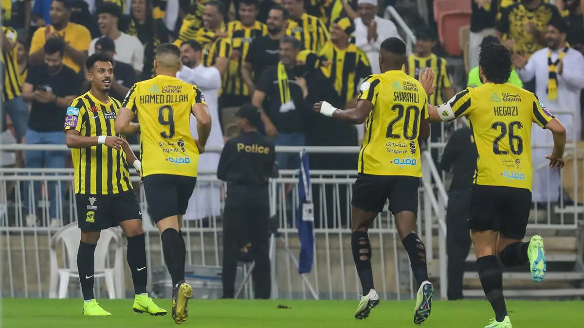 ترتيب الدوري السعودي: الاتحاد يلامس اللقب بالفوز على الباطن.. وريمونتادا درامية للنصر أمام الشباب