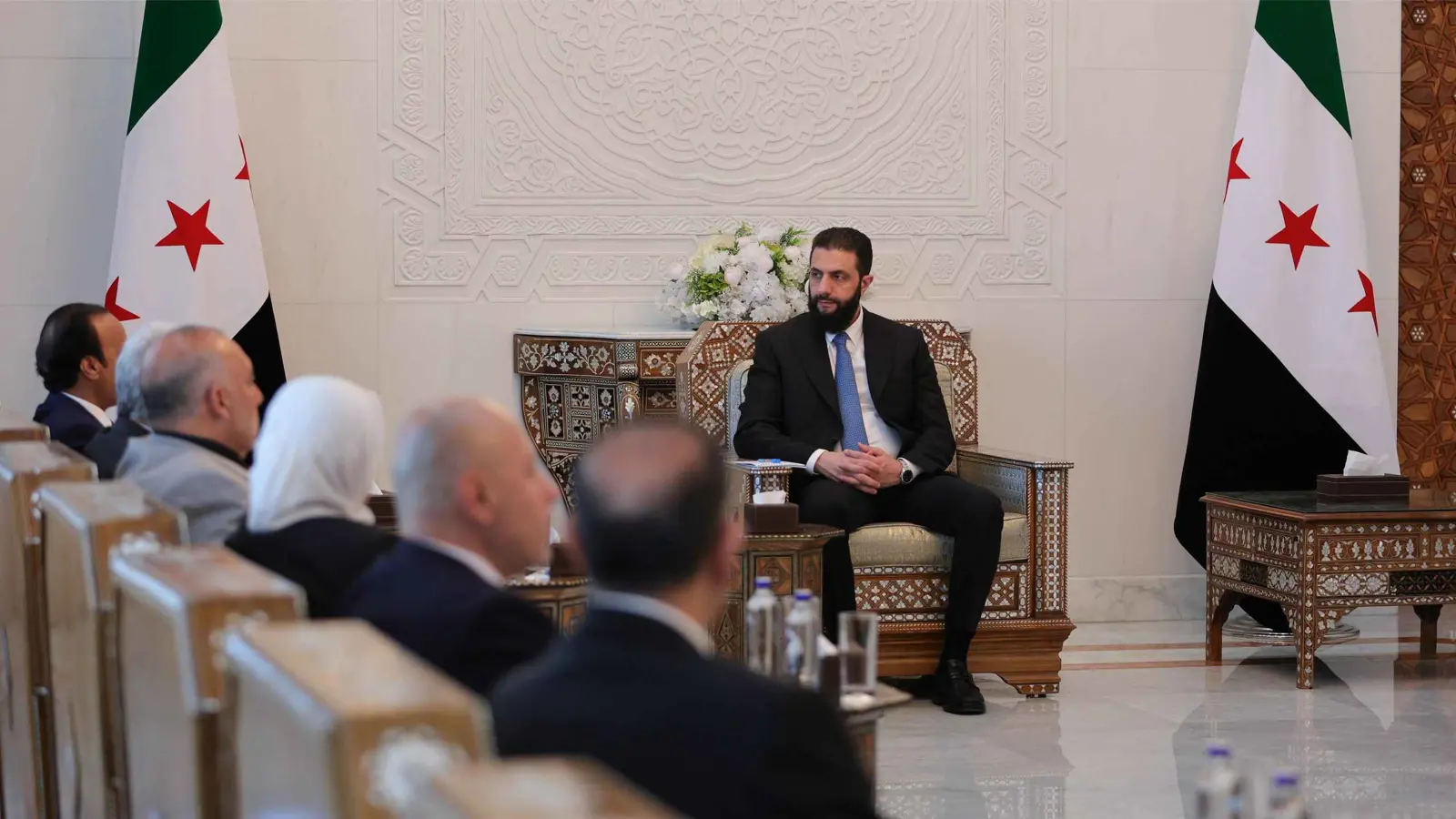 سوريا.. الشرع يمدد عمل لجنة التحقيق بجرائم الساحل