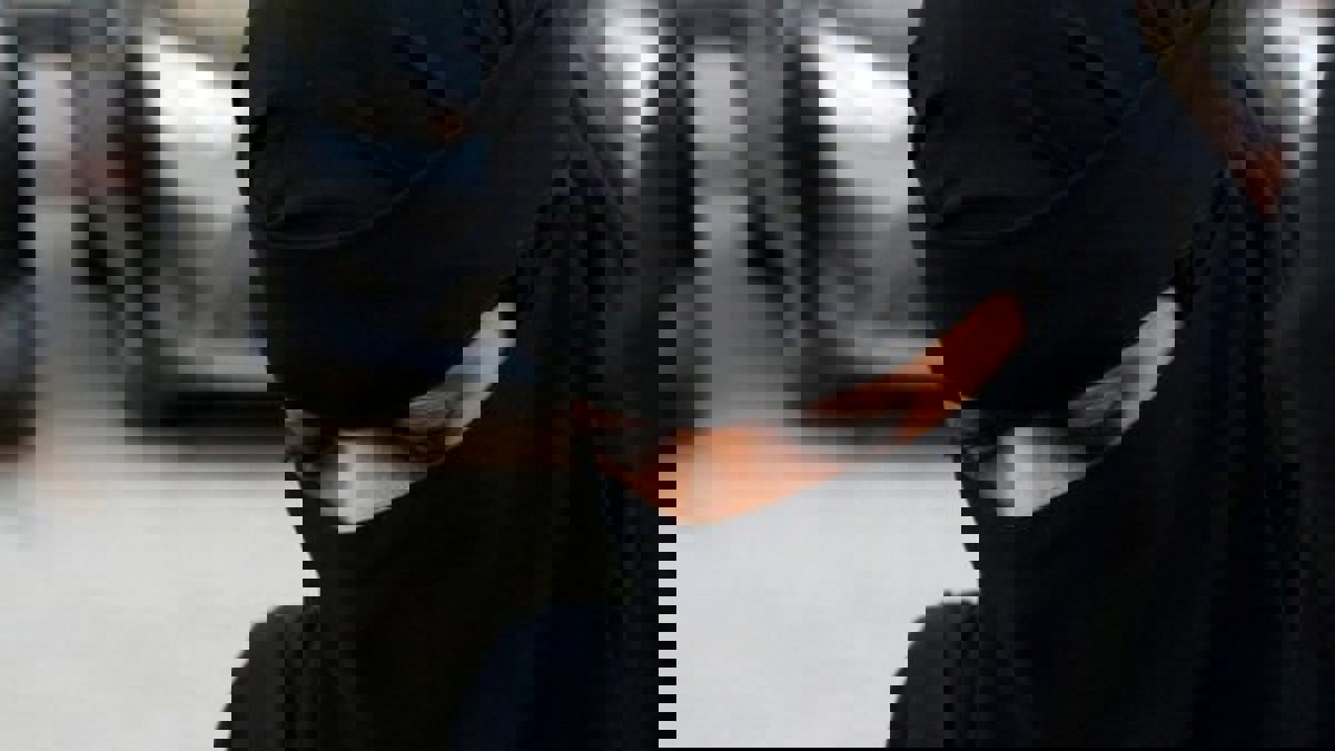 فتاة تحاول الانتحار في السعودية وتطالب بدخول السجن 