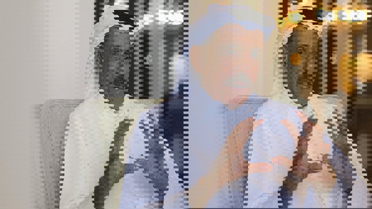 خلف الحبتور ينفي تقدمه بعرض لشراء نادي الزمالك