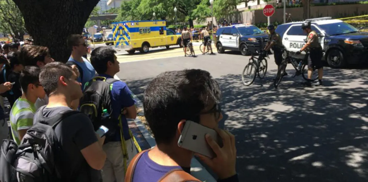 مقتل شخص وإصابة 3 في حادث طعن بجامعة تكساس الأمريكية