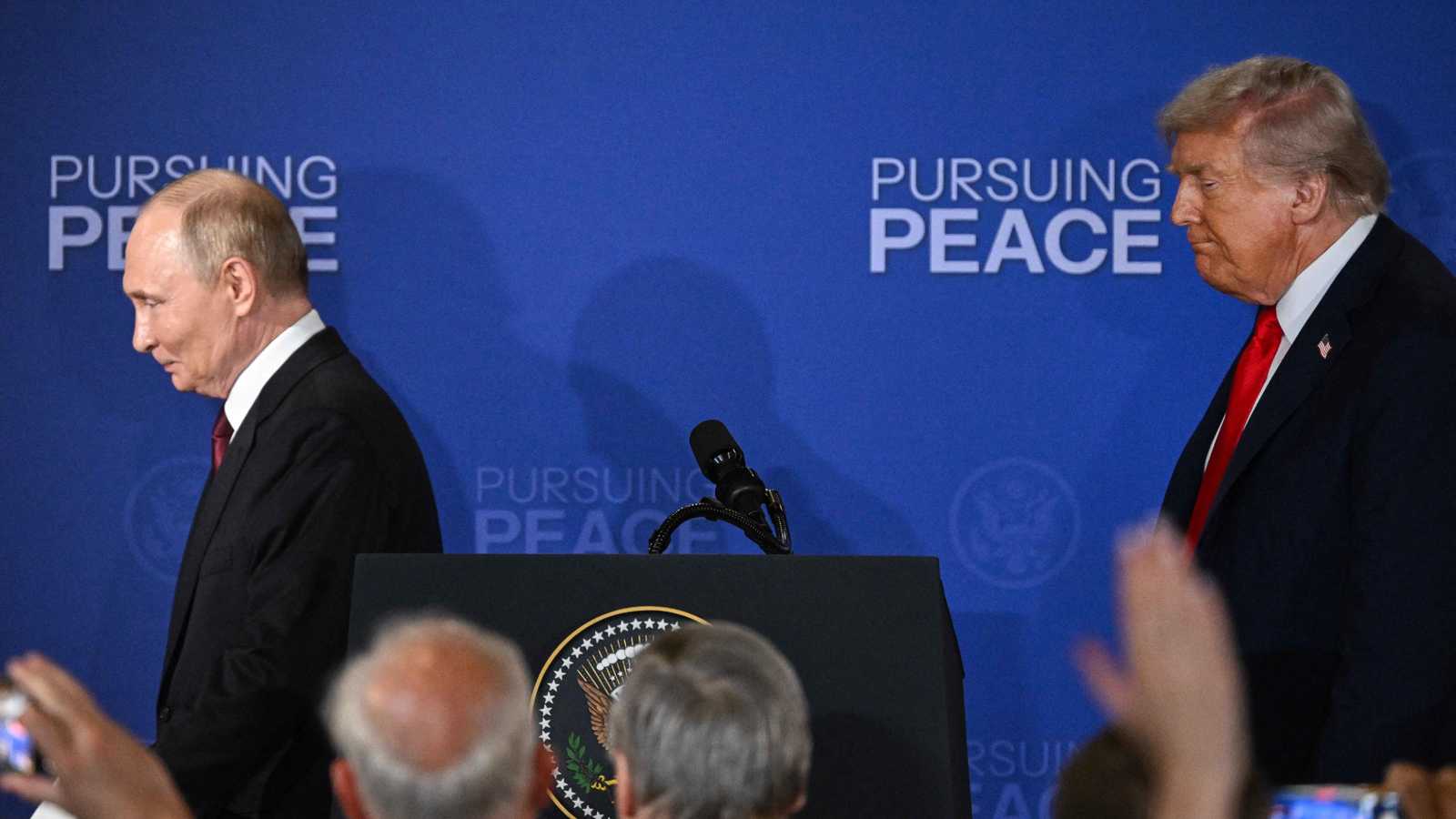 "تفاهمات بوتين وترامب".. موسكو تعلن عن "تواصل مستمر" مع واشنطن