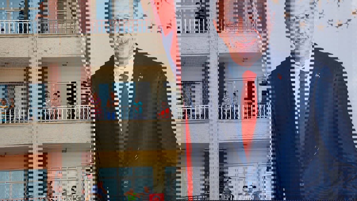 أردوغان يلغي فوائد القروض الجامعية والطلاب يشكرون زعيم المعارضة