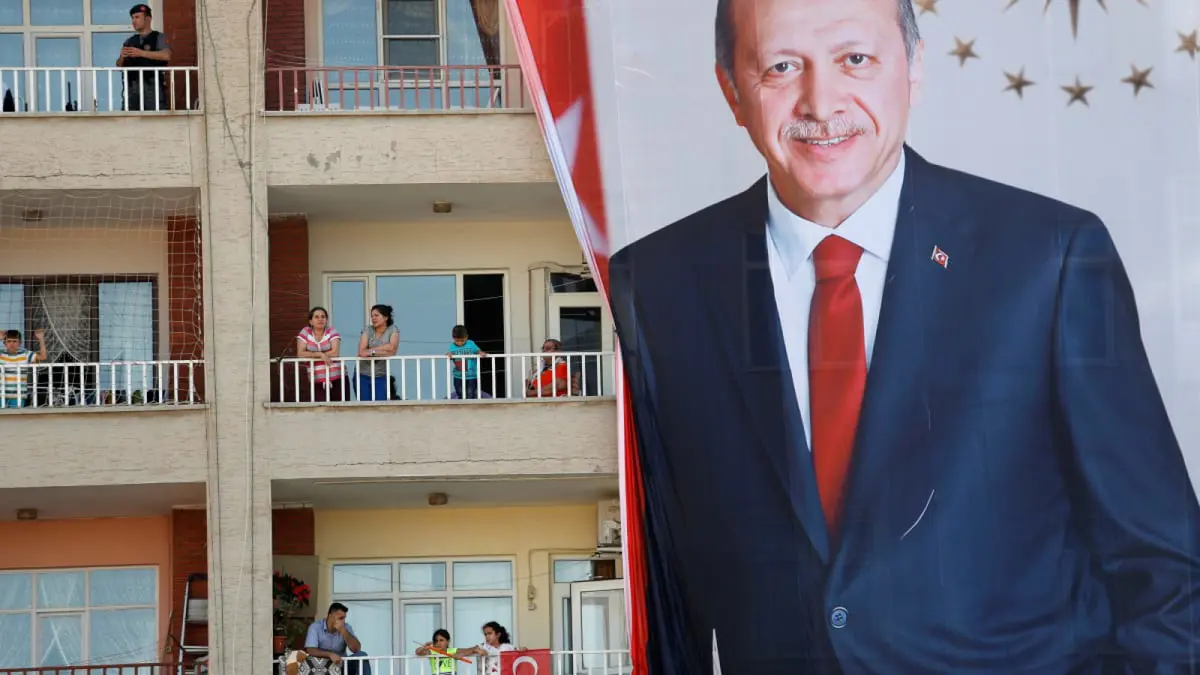 أردوغان يلغي فوائد القروض الجامعية والطلاب يشكرون زعيم المعارضة