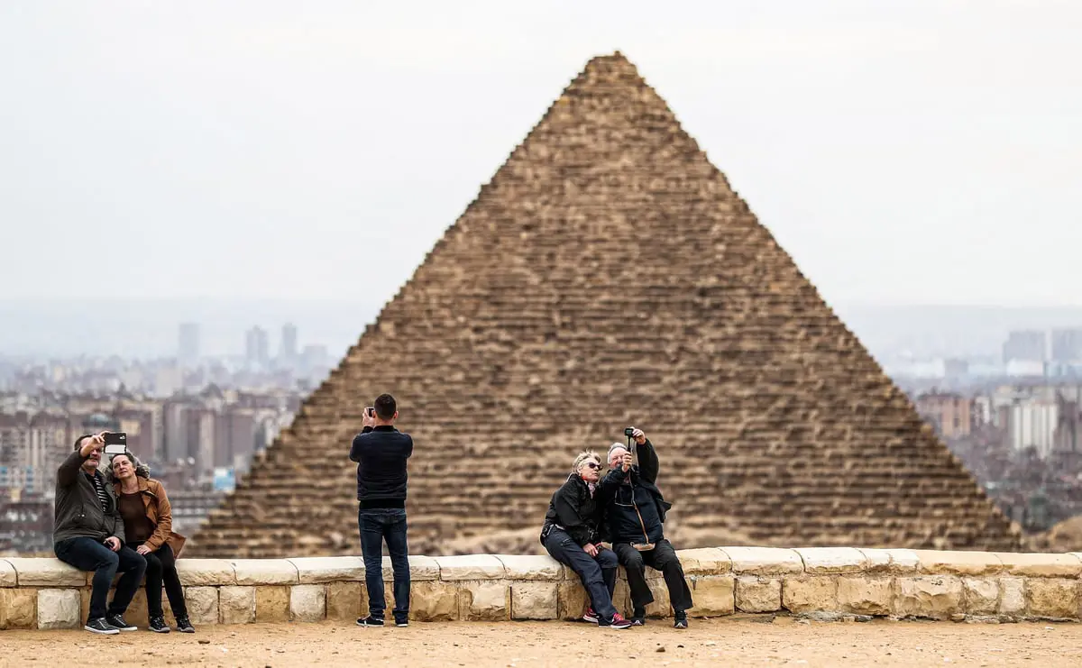 انقطاع خدمات فودافون مصر.. 50 مليون متضرر ووعد بالتعويض