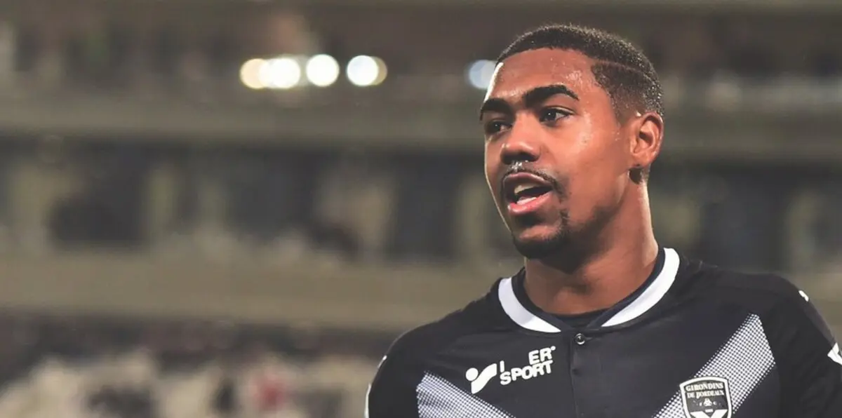 كيف أفسد نادي برشلونة انتقال البرازيلي مالكوم إلى روما؟