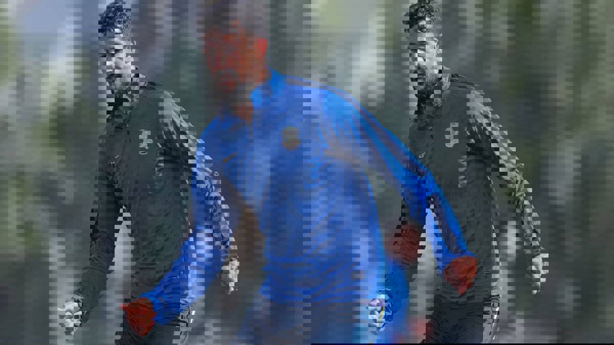 أسباب فشل صفقة انضمام سعد ناطق إلى الأهلي السعودي (فيديو)