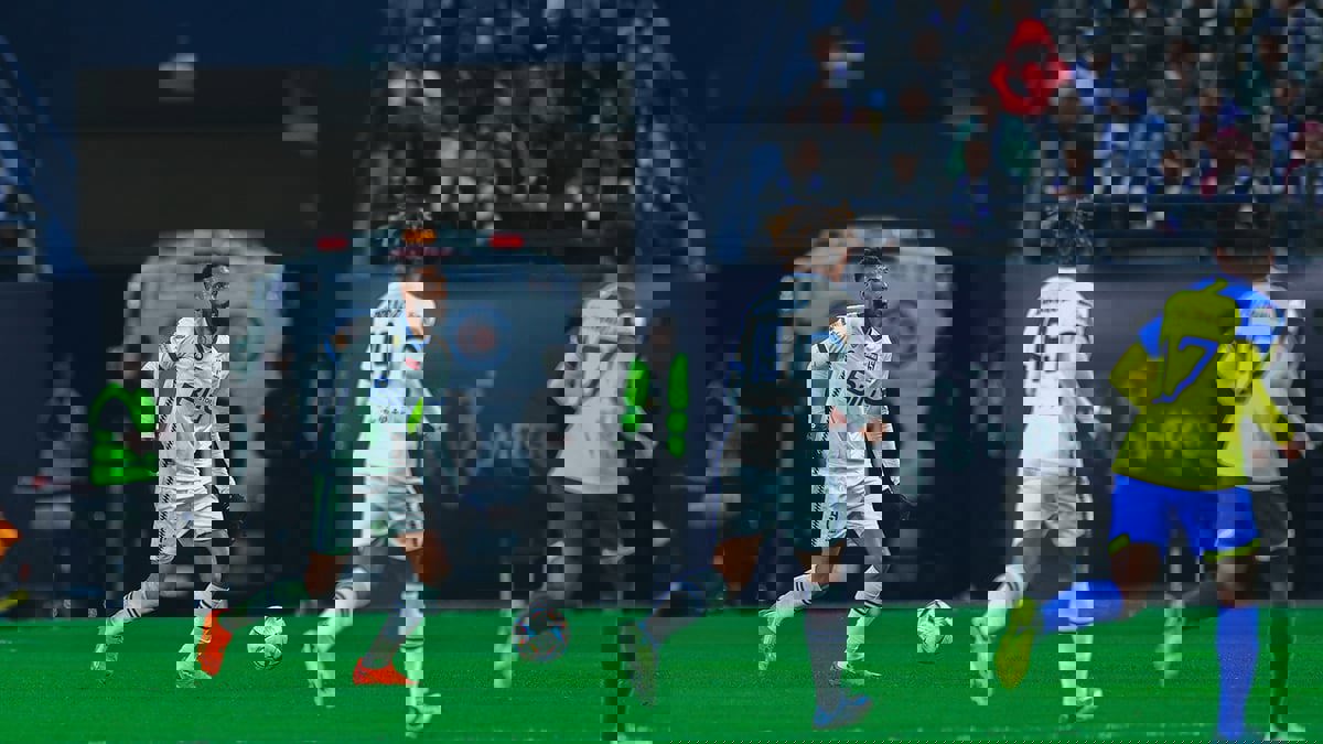 إصابة عبدالله المعيوف ومحمد البريك وأندري كاريلو تزيد أوجاع الهلال قبل مباراة ضمك