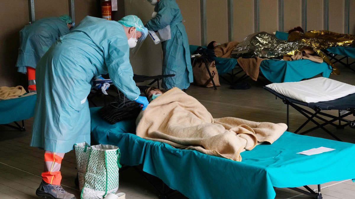 إيطاليا تسجل 345 حالة وفاة جديدة بفيروس كورونا