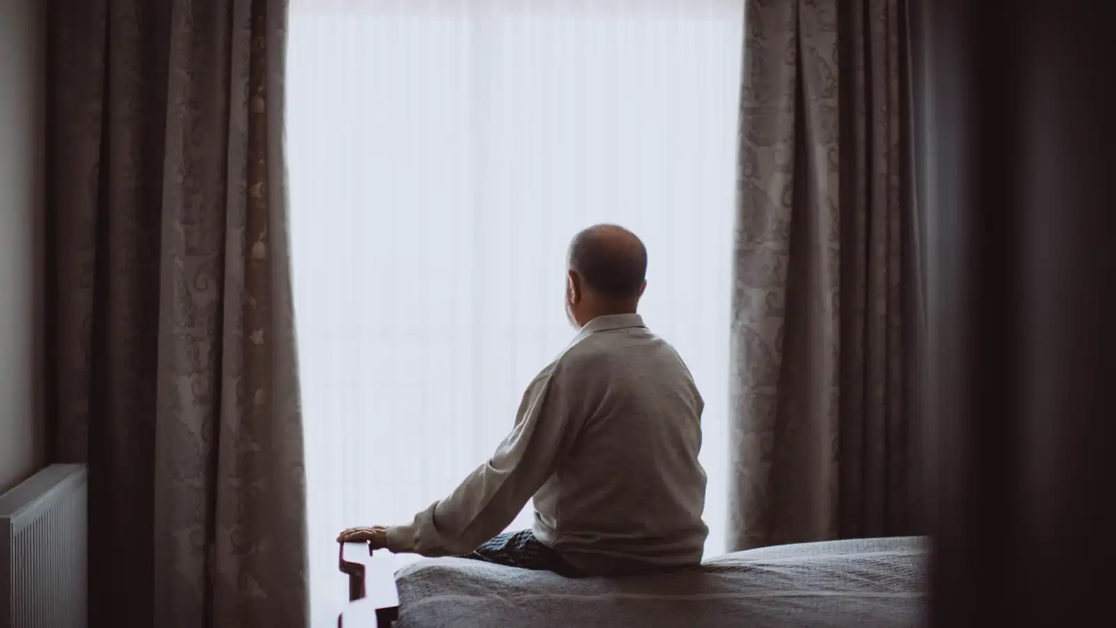 العزلة الاجتماعية تضرب 750 ألف مسن في فرنسا