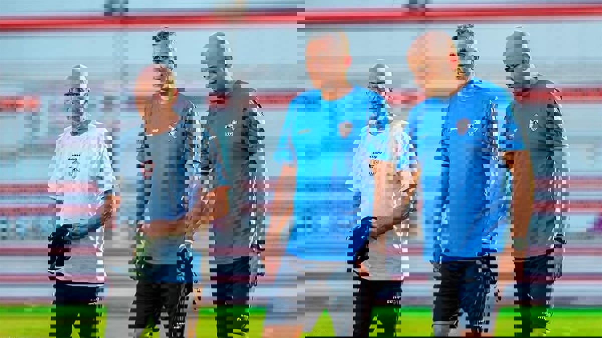 أسامة نبيه يستقيل من الجهاز الفني لنادي الزمالك