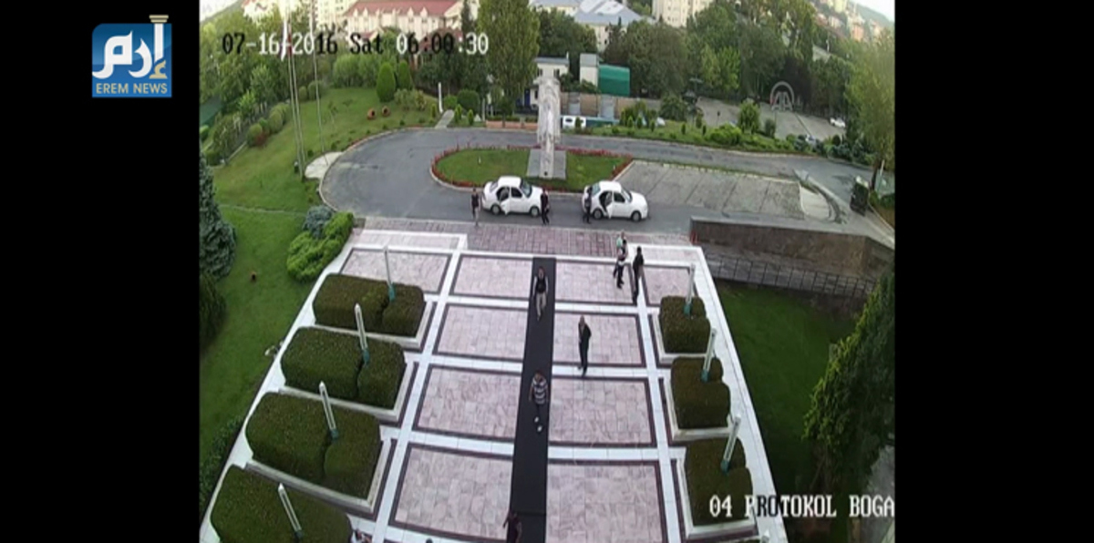 فيديو.. تبادل إطلاق نار أمام بورصة إسطنبول ليلة الإنقلاب الفاشل