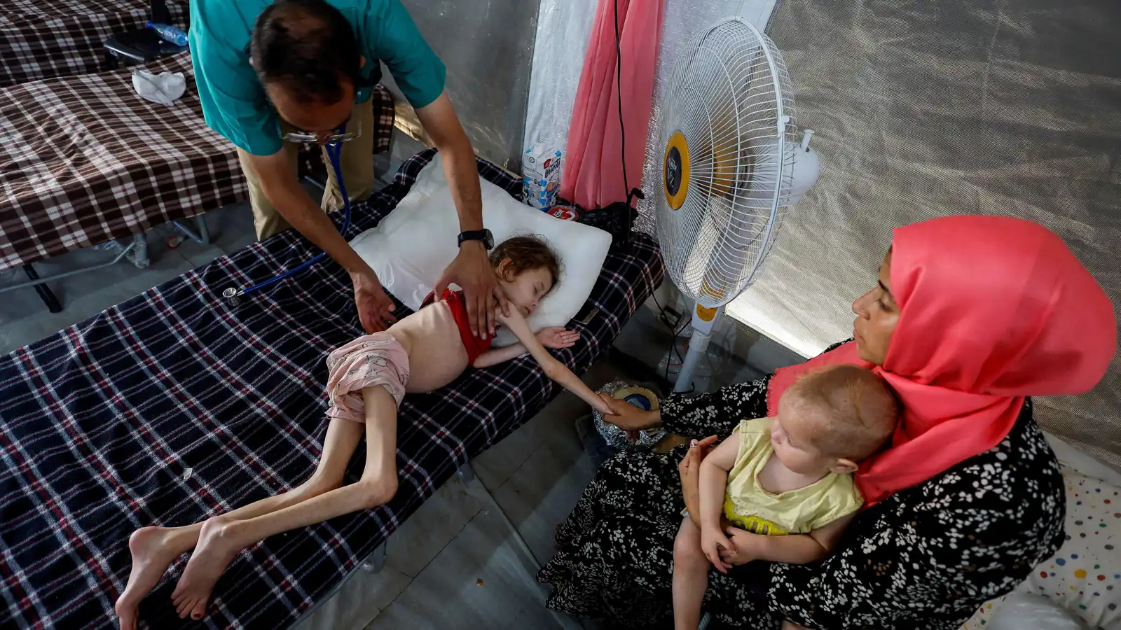 غوتيريش: موظفو الأمم المتحدة في غزة يتضورون جوعاً