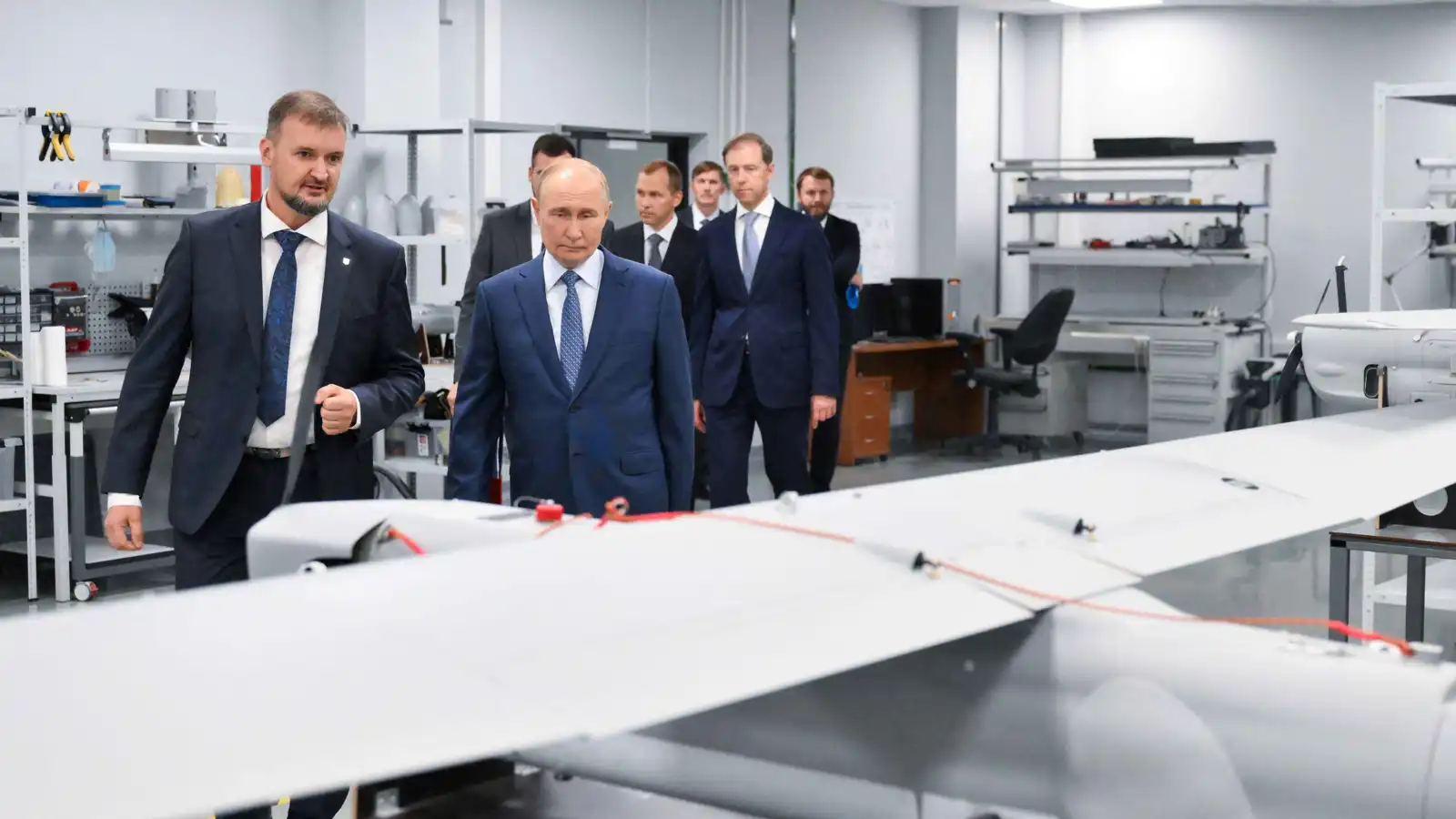 لتطوير مسيّرات عسكرية.. خبراء صينيون يعملون مع شركة روسية خاضعة للعقوبات