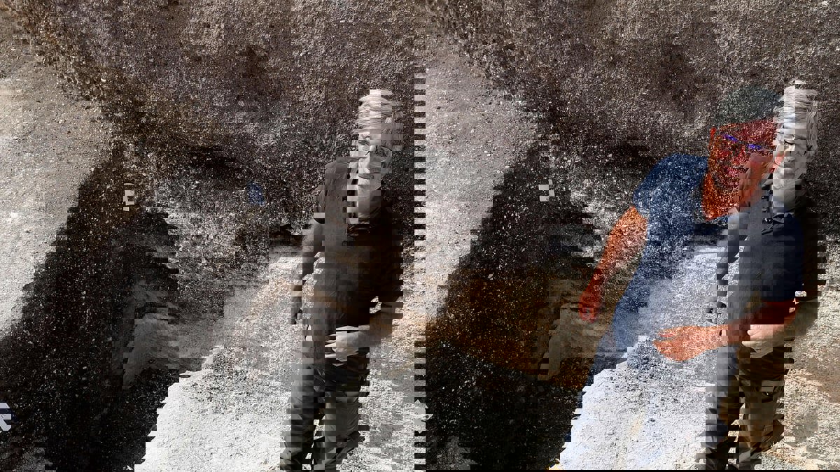 بعد 150 عامًا من التنقيب.. اكتشاف قرية من العصر الحجري في فرنسا 
