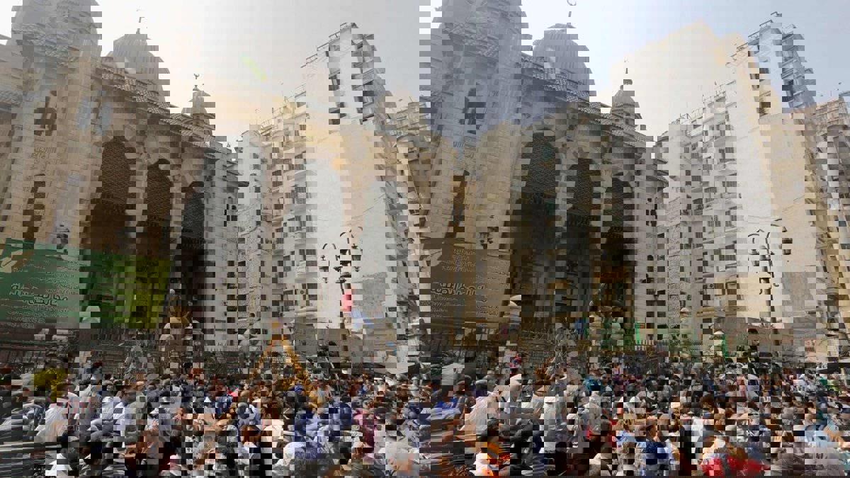 مصر.. السجن المشدد لـ 44 متهمًا وبراءة 4 في أحداث عنف "مسجد الفتح"