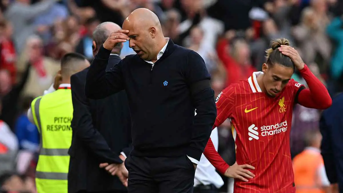 ليفربول يتلقى ضربة قوية قبل مواجهة أرسنال