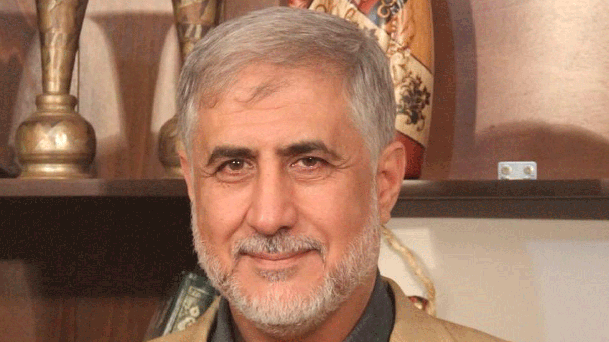 أكاديمي مقرب من "حماس" يهاجم قيادة الحركة في غزة