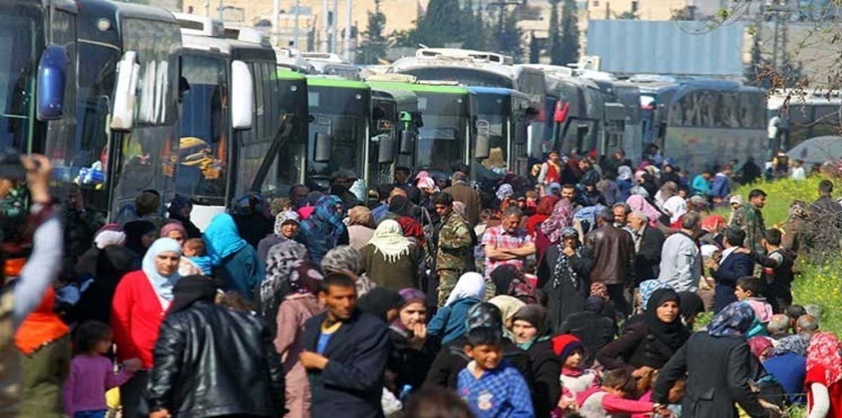 وصول أول دفعة من أهالي بلدتي كفريا والفوعة إلى اللاذقية السورية