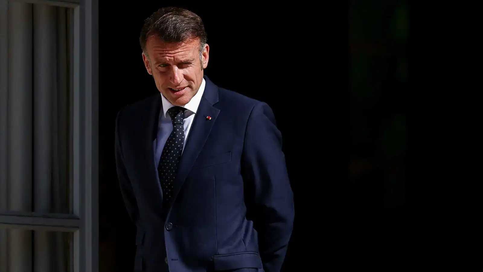 ماكرون يدعم خطة نزع سلاح "حزب الله" ويطالب بضم لبنان للهدنة