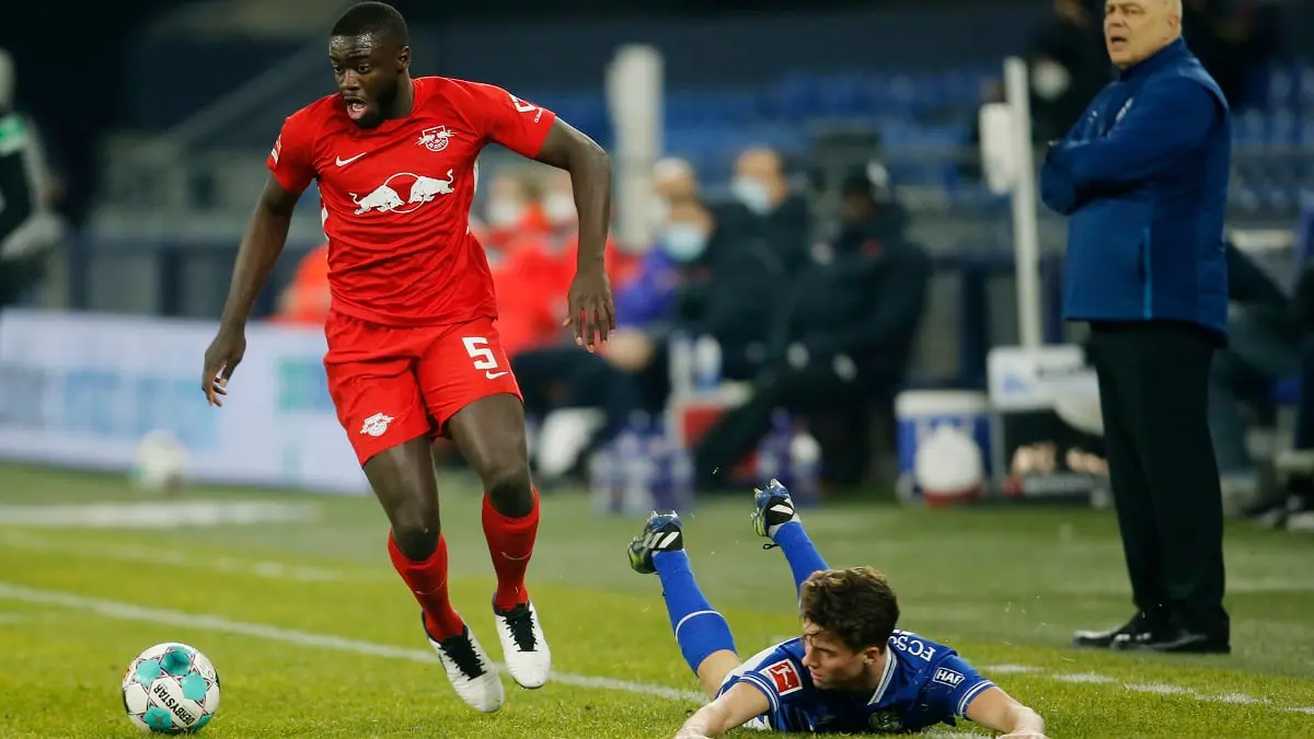 بايرن ميونخ يعلن خطف أوباميكانو من أنياب كبار أوروبا