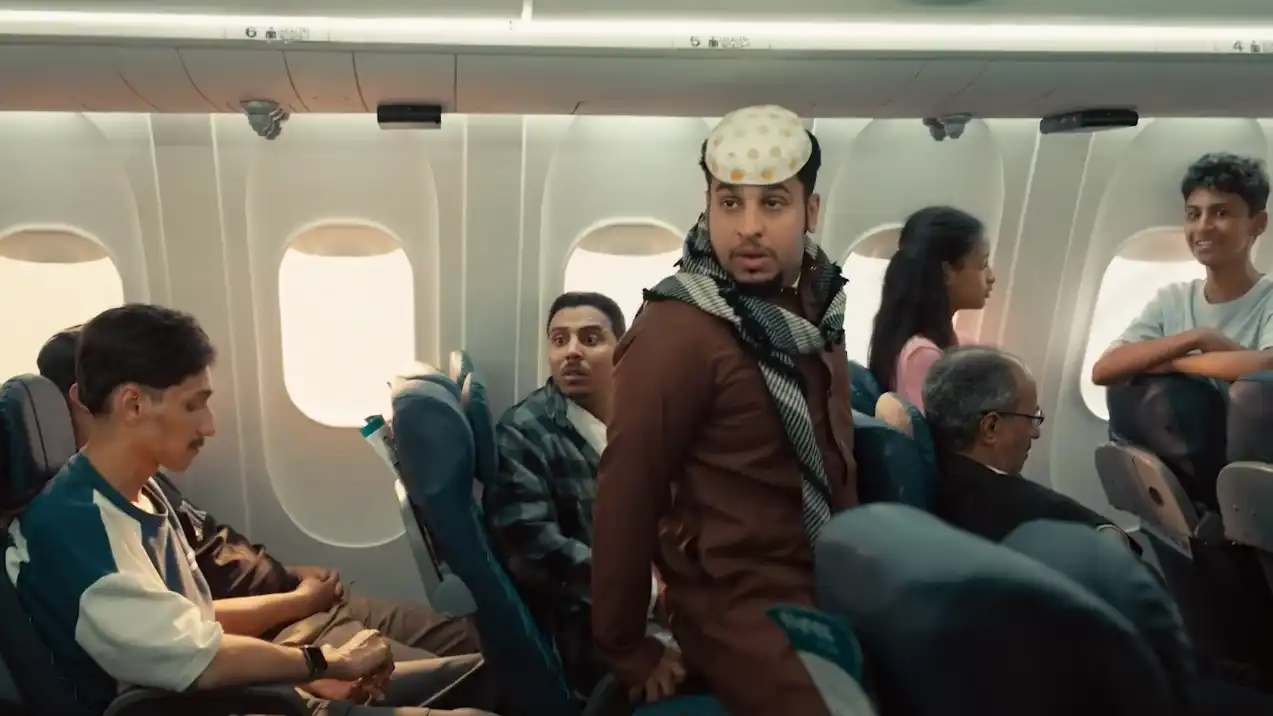 استقبال حافل لأبطال "شباب البومب" داخل صالات السينما السعودية (فيديو)